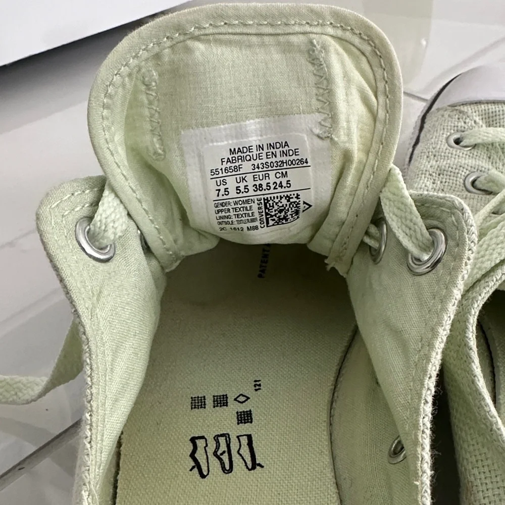 Perfect Easter outfit must have- Converse Mint Green Canvas Sneakers - Picture 6 of 11